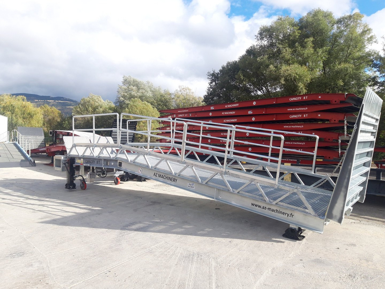 Loading Ramp with with hydraulic tilting bridge -  AZ RAMP - STAR- 8T FULL GALVA leasing Loading Ramp with with hydraulic tilting bridge -  AZ RAMP - STAR- 8T FULL GALVA: picture 8