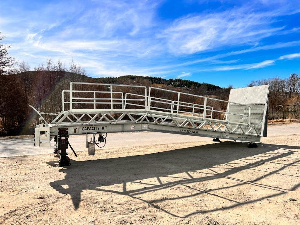 Loading Ramp with with hydraulic tilting bridge -  AZ RAMP - STAR- 8T FULL GALVA leasing Loading Ramp with with hydraulic tilting bridge -  AZ RAMP - STAR- 8T FULL GALVA: picture 9