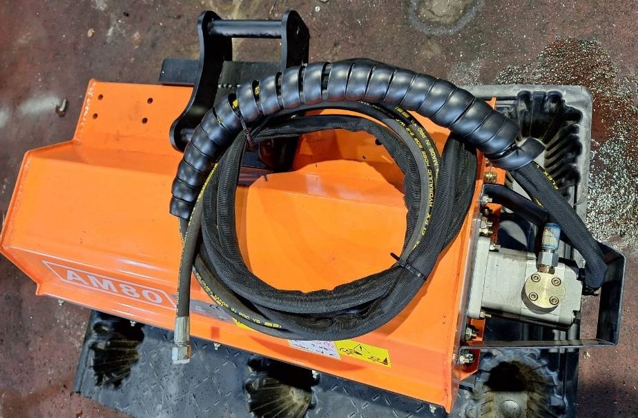 AM80 Piennarmurskain - Boom mower: picture 4 AM80 Piennarmurskain - Boom mower: picture 4