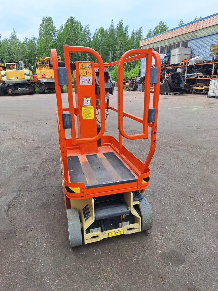 JLG 1230 ES - Scissor lift: picture 4 JLG 1230 ES - Scissor lift: picture 4