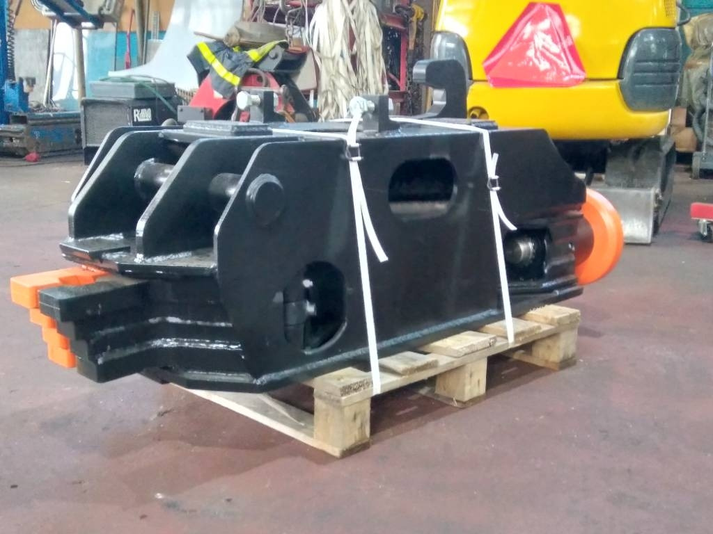 Tarfin RKH-1500 rail handling device - Blade: picture 1 Tarfin RKH-1500 rail handling device - Blade: picture 1