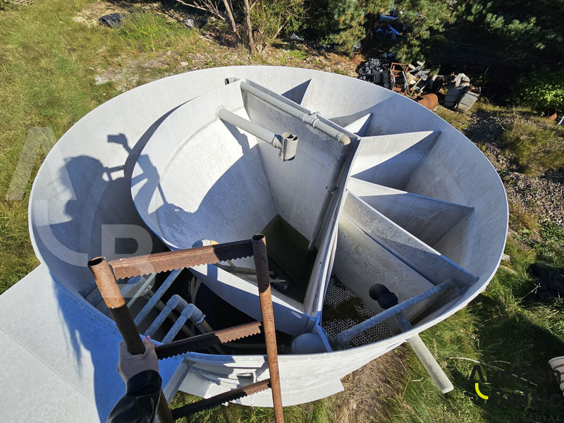 August ir Ko - Tank truck: picture 3 August ir Ko - Tank truck: picture 3