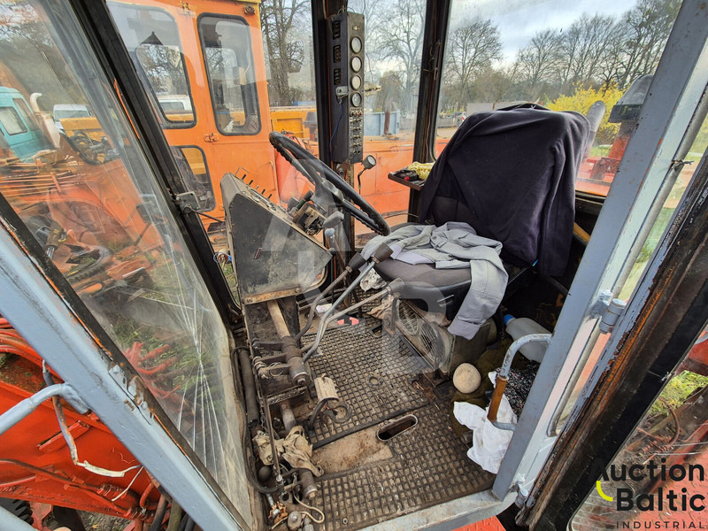 Briansko Arsenalas GS-14.02 - Grader: picture 5 Briansko Arsenalas GS-14.02 - Grader: picture 5