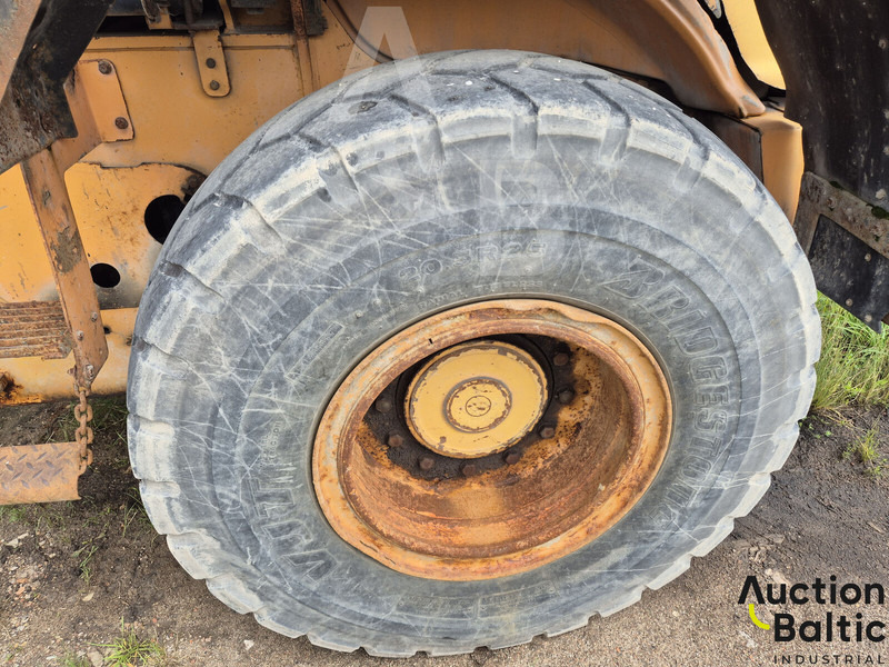 Wheel loader Case 621 D: picture 12