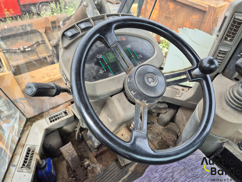 Wheel loader Case 621 D: picture 8