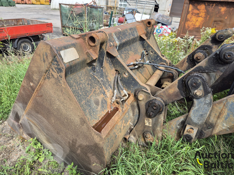 Wheel loader Case 621 D: picture 14