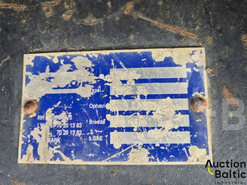 Backhoe loader Case 695 SR-4 PS: picture 18