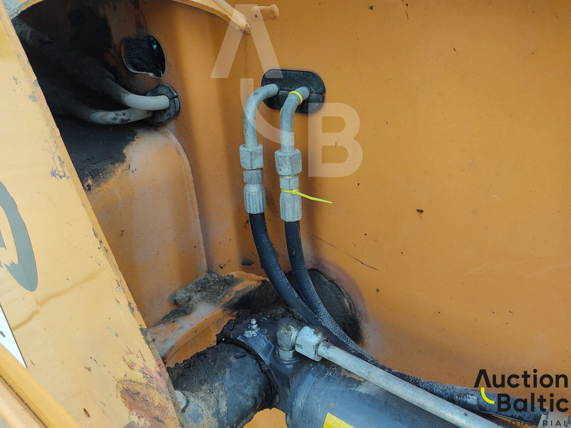 Crawler loader Case TR 320: picture 20