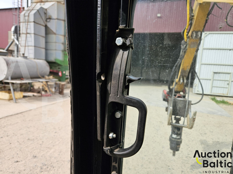 Mini excavator Caterpillar 305.5E2CR: picture 11