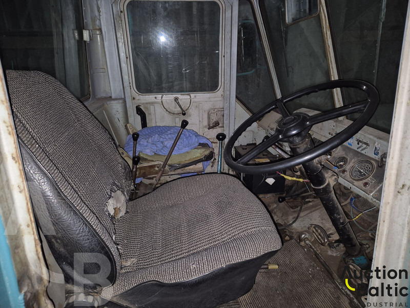 Chtz T-150K - Farm tractor: picture 5 Chtz T-150K - Farm tractor: picture 5
