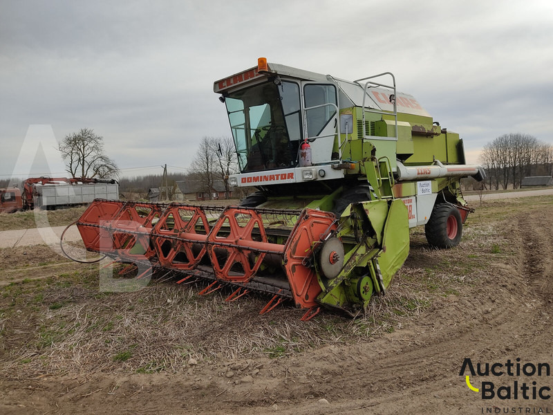 Claas Dominator 108 SL - Combine harvester: picture 1 Claas Dominator 108 SL - Combine harvester: picture 1