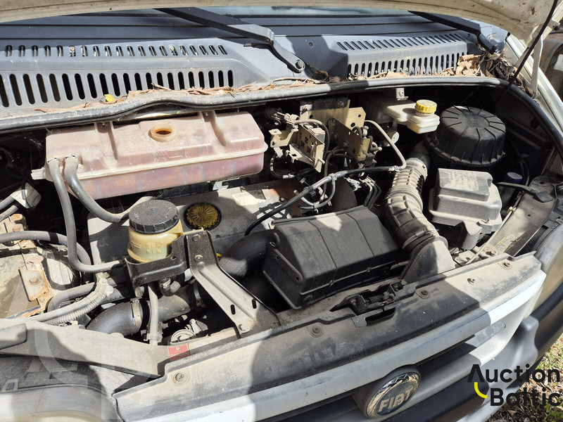 Curtain side van Fiat Ducato: picture 9