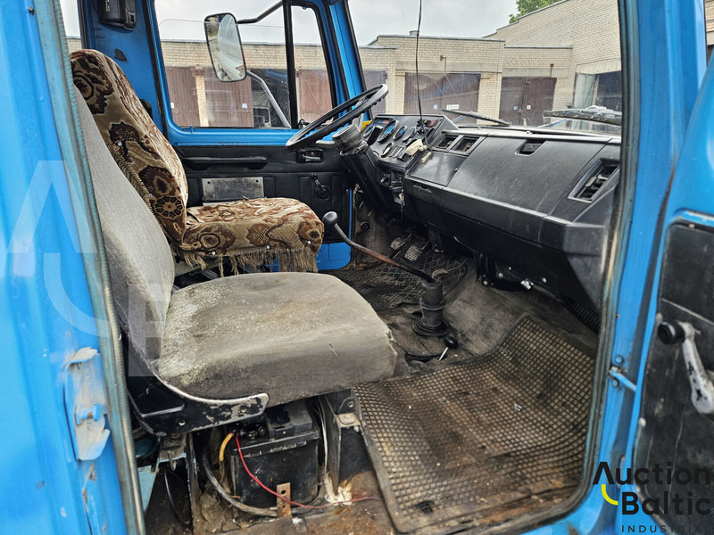 GAZ Gaz 3307 - Vacuum truck: picture 5 GAZ Gaz 3307 - Vacuum truck: picture 5