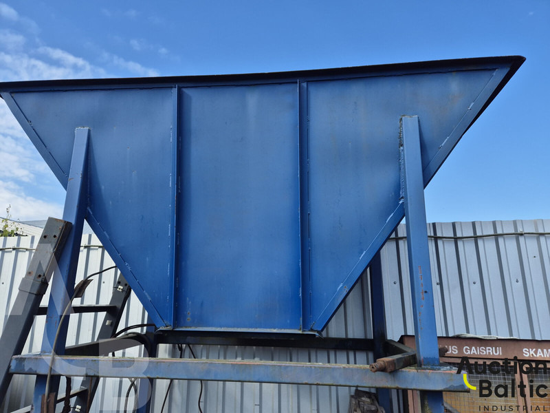 Hopper for various materials - Tank truck: picture 3 Hopper for various materials - Tank truck: picture 3