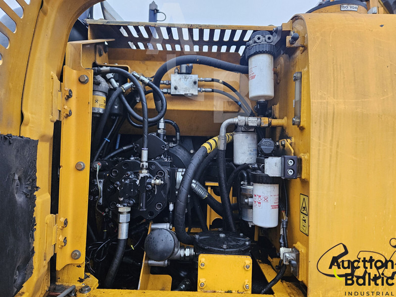 Wheel excavator JCB JS 145 W: picture 17