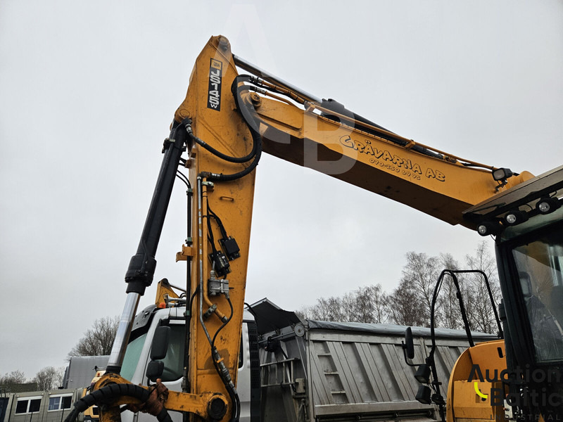 Wheel excavator JCB JS 145 W: picture 14