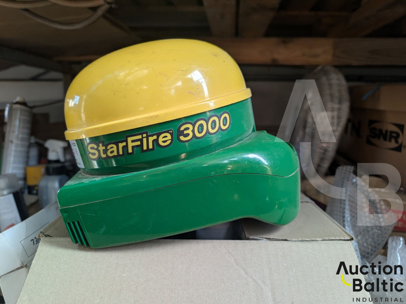 Farm tractor John Deere 7280 R: picture 13