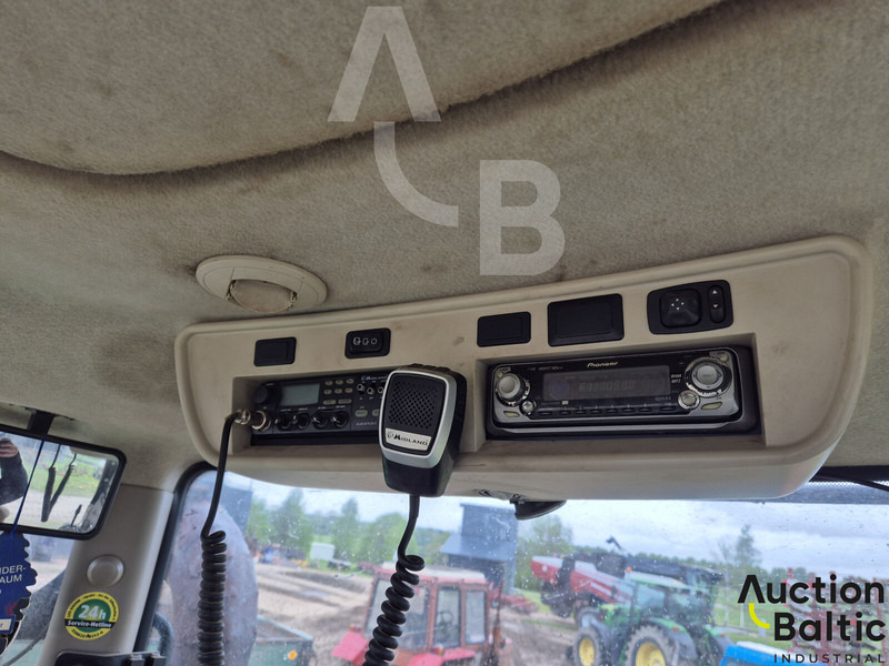 Farm tractor John Deere 7280 R: picture 11