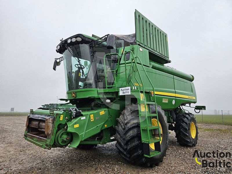 John Deere S 690 i - Combine harvester: picture 2 John Deere S 690 i - Combine harvester: picture 2
