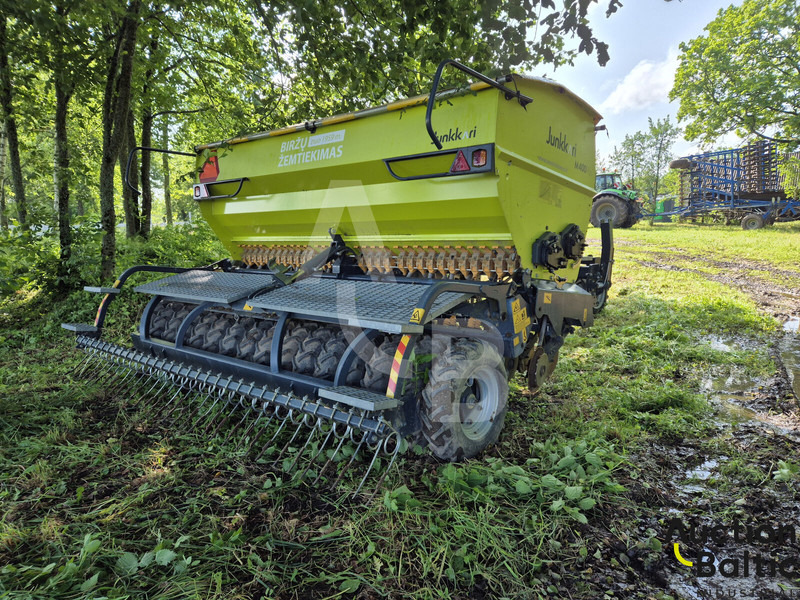 Junkkari M400 Plus - Combine seed drill: picture 3 Junkkari M400 Plus - Combine seed drill: picture 3