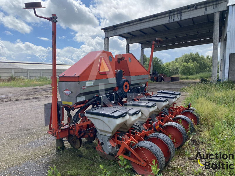 Kuhn Planter 2 - Precision sowing machine: picture 3 Kuhn Planter 2 - Precision sowing machine: picture 3