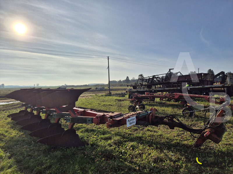 Kverneland 100-19 - Plow: picture 3 Kverneland 100-19 - Plow: picture 3