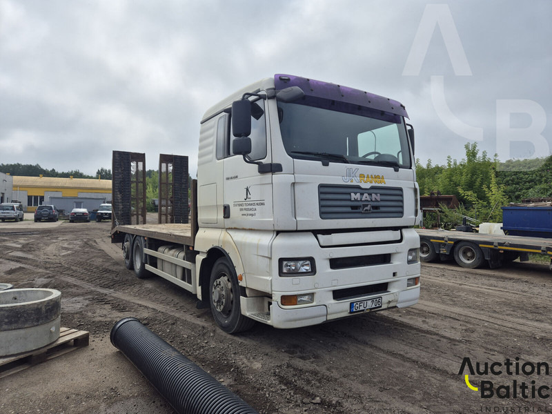 MAN TGA26.440 - Autotransporter truck: picture 2 MAN TGA26.440 - Autotransporter truck: picture 2