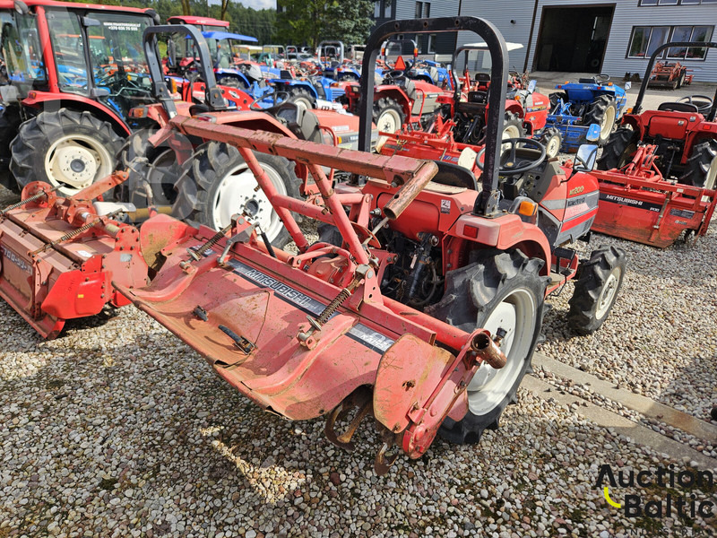 Mitsubishi MT200 - Farm tractor: picture 3 Mitsubishi MT200 - Farm tractor: picture 3