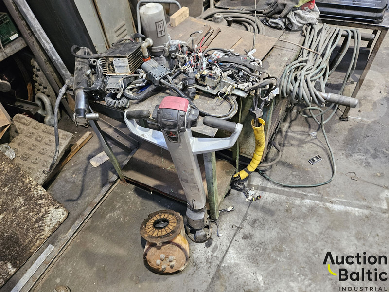 Mitsubishi PBP16N2 - Pallet truck: picture 1 Mitsubishi PBP16N2 - Pallet truck: picture 1
