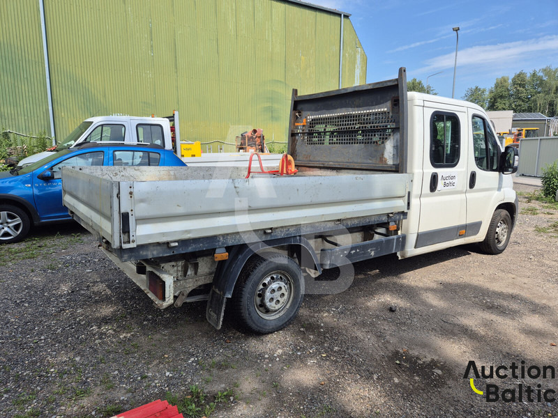 Peugeot Boxer - Flatbed van, Combi van: picture 4 Peugeot Boxer - Flatbed van, Combi van: picture 4