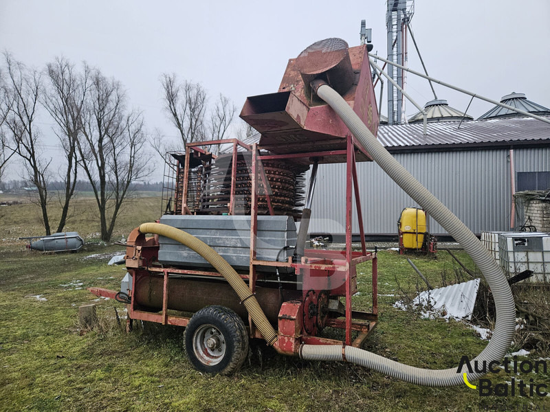 Selmaksan T.D.2900 - Combine harvester: picture 3 Selmaksan T.D.2900 - Combine harvester: picture 3