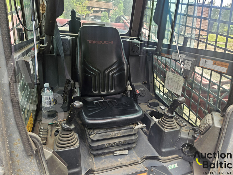 Takeuchi TL12V-2 - Crawler loader: picture 5 Takeuchi TL12V-2 - Crawler loader: picture 5