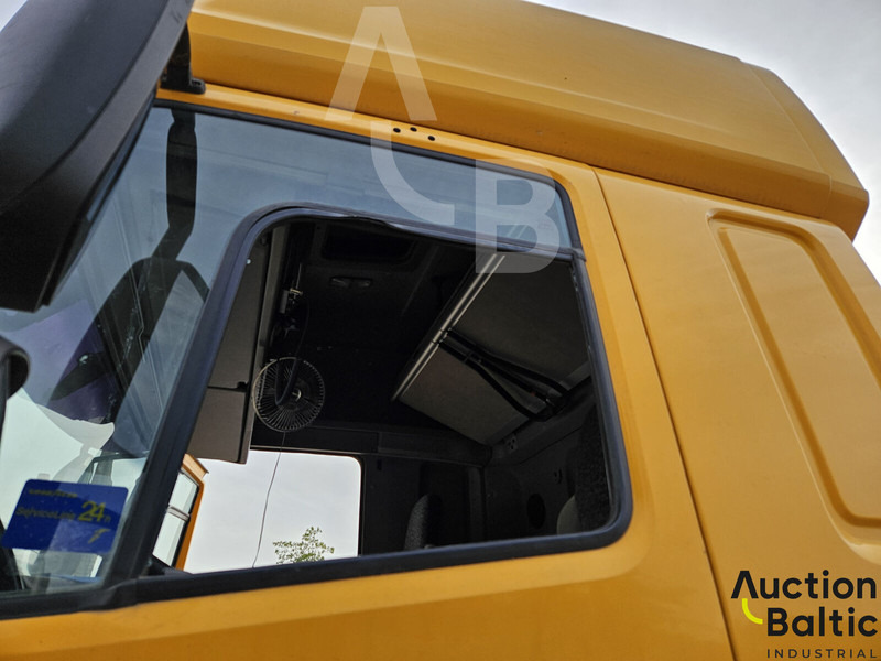 Tractor unit DAF FT CF85: picture 9