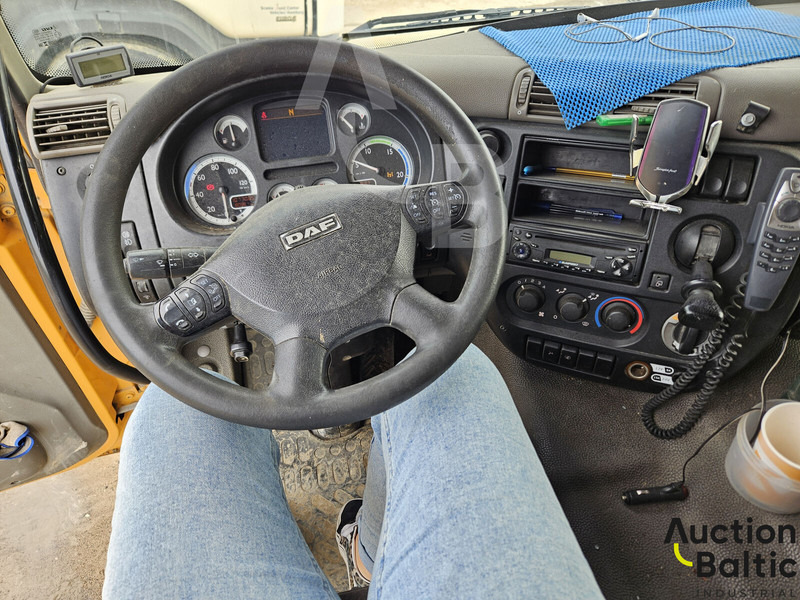 Tractor unit DAF FT CF85: picture 6