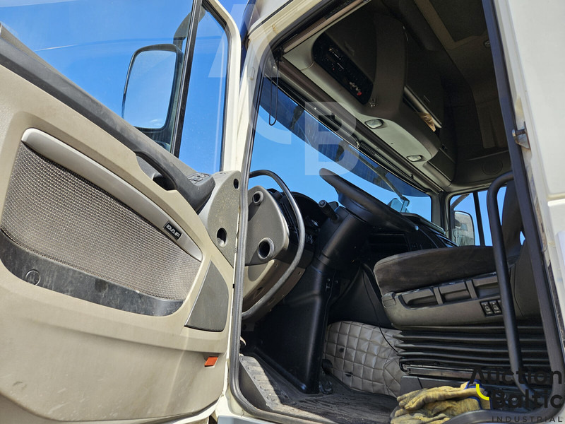 DAF XF105.460 - Tractor unit: picture 5 DAF XF105.460 - Tractor unit: picture 5