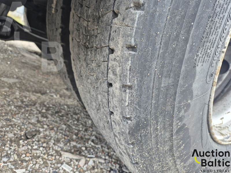 Tractor unit MAN TGX18.440: picture 18