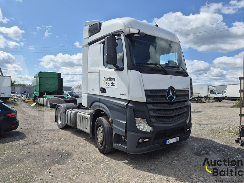 Mercedes-Benz Actros 1843 - Tractor unit: picture 1 Mercedes-Benz Actros 1843 - Tractor unit: picture 1
