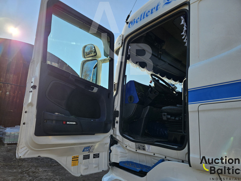 Scania R 440 - Tractor unit: picture 5 Scania R 440 - Tractor unit: picture 5
