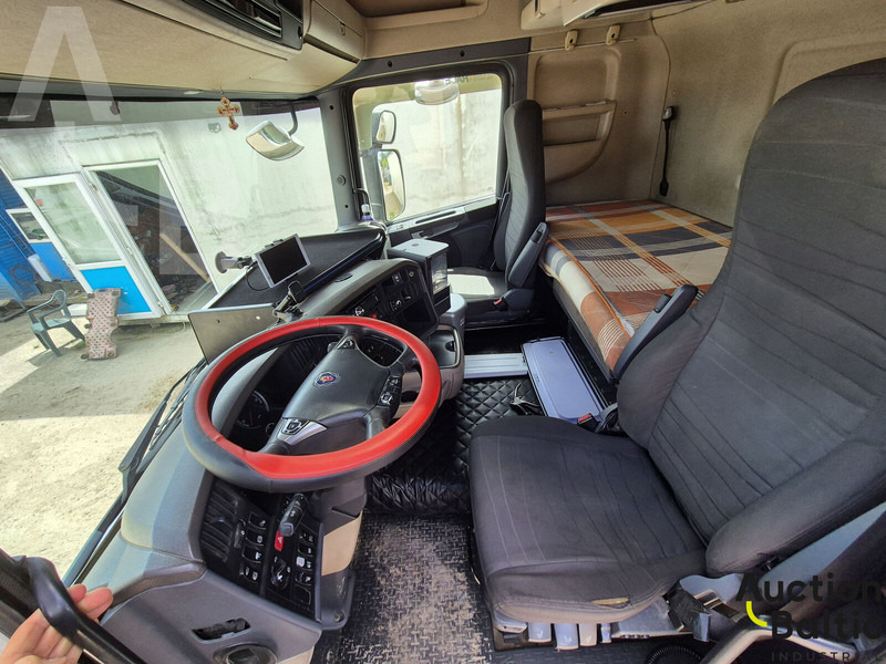 Scania R 560 - Tractor unit: picture 5 Scania R 560 - Tractor unit: picture 5
