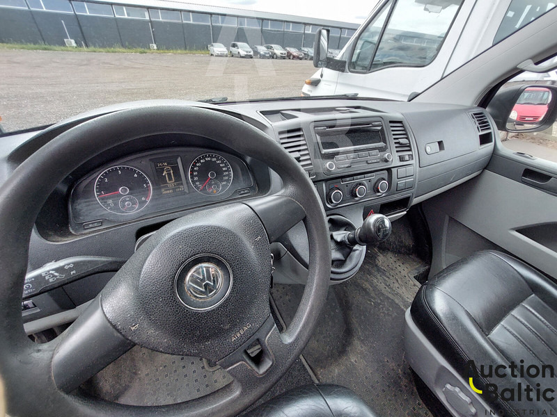 Volkswagen Transporter - Panel van: picture 5 Volkswagen Transporter - Panel van: picture 5