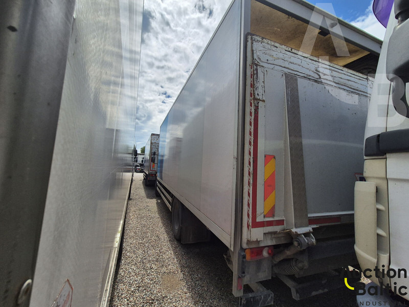 Volvo FL240 - Box truck: picture 4 Volvo FL240 - Box truck: picture 4