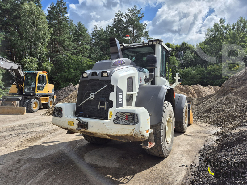 Volvo L 90 - Wheel loader: picture 3 Volvo L 90 - Wheel loader: picture 3