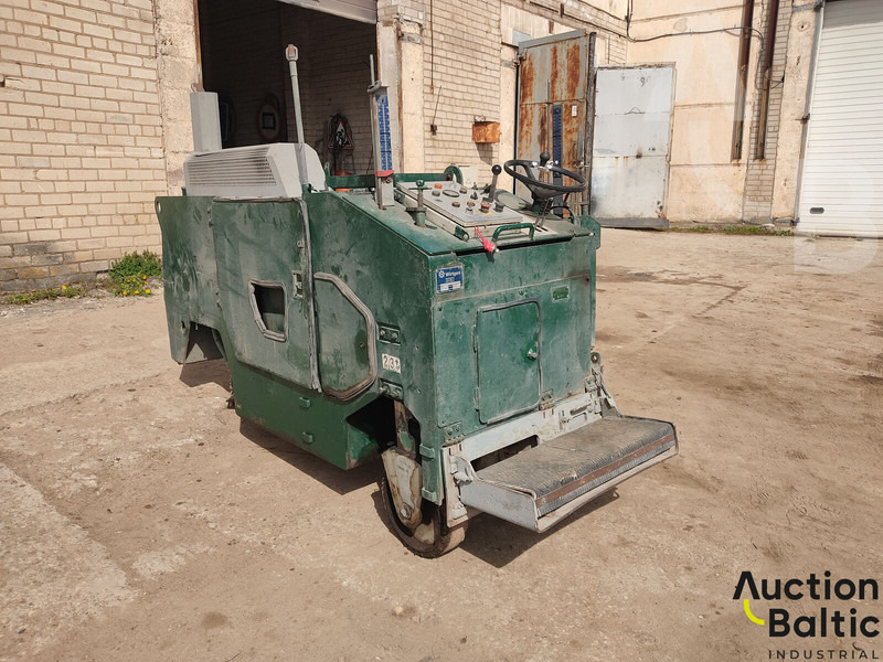 Wirtgen W350 - Asphalt machine: picture 1 Wirtgen W350 - Asphalt machine: picture 1