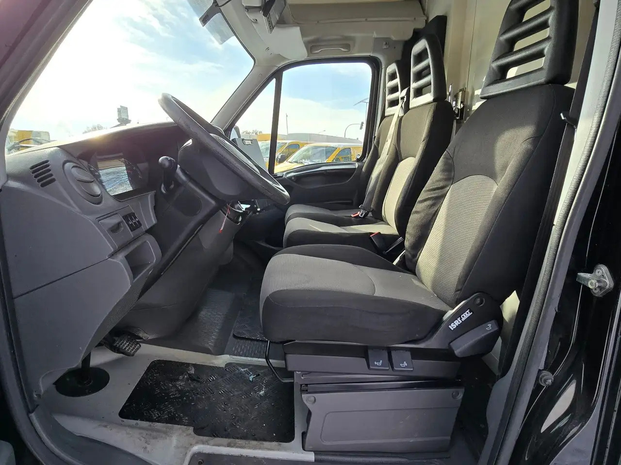 Vending truck Iveco IS35SI2AA/ FOODTRUCK/Daily: picture 10 Vending truck Iveco IS35SI2AA/ FOODTRUCK/Daily: picture 10