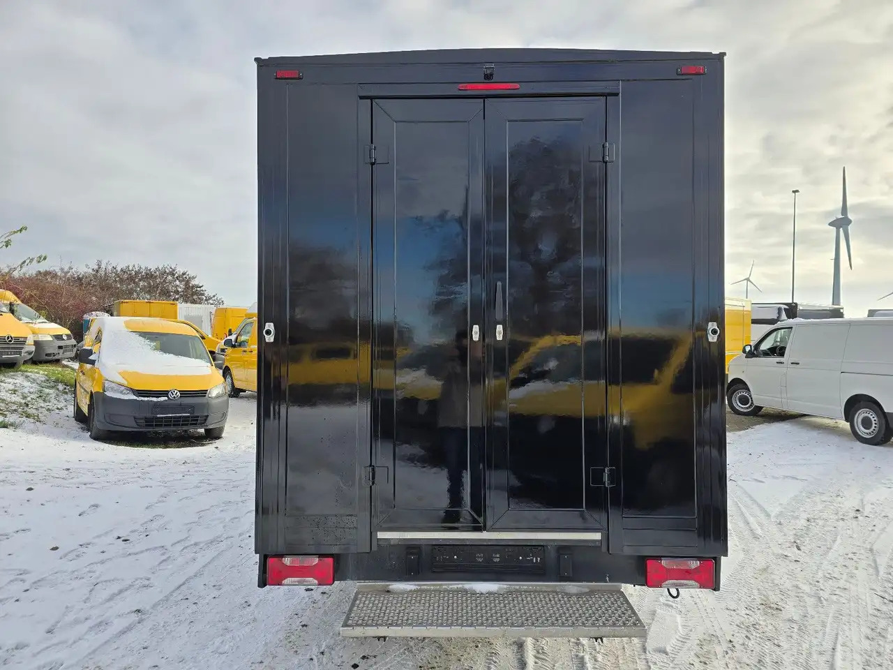 Vending truck Iveco IS35SI2AA/ FOODTRUCK/Daily: picture 8 Vending truck Iveco IS35SI2AA/ FOODTRUCK/Daily: picture 8