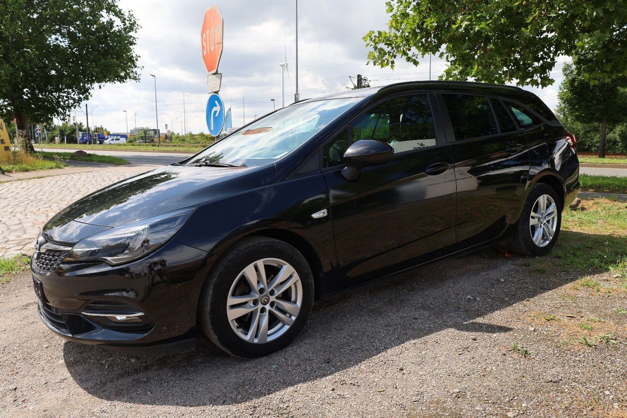 Opel Astra K Sports Tourer Business Start/Stop - Station wagon: picture 1 Opel Astra K Sports Tourer Business Start/Stop - Station wagon: picture 1