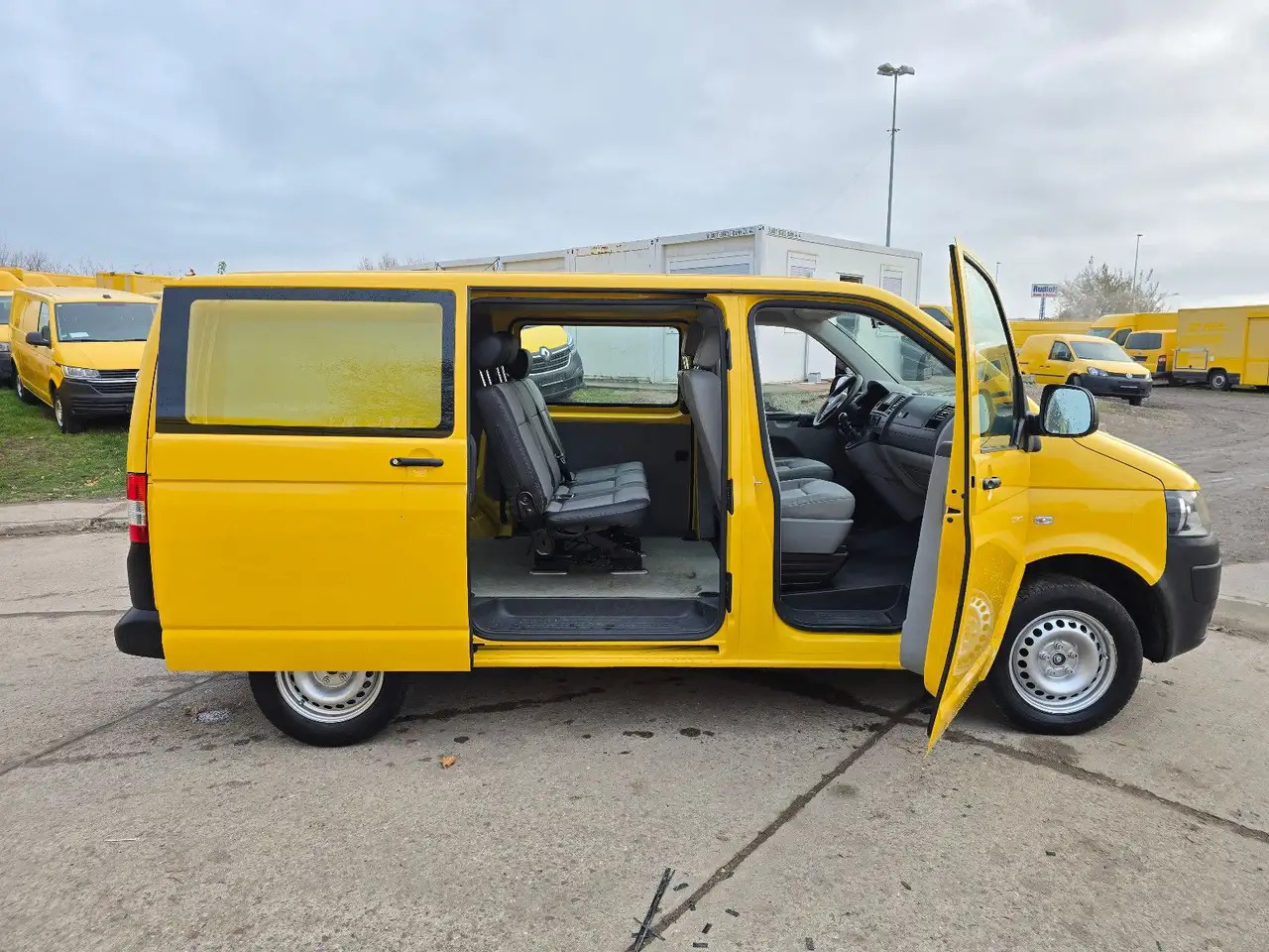Volkswagen T5 Transporter/ 2.0 TDI/EU5/1.Hand/5-Sitze - Panel van: picture 1 Volkswagen T5 Transporter/ 2.0 TDI/EU5/1.Hand/5-Sitze - Panel van: picture 1