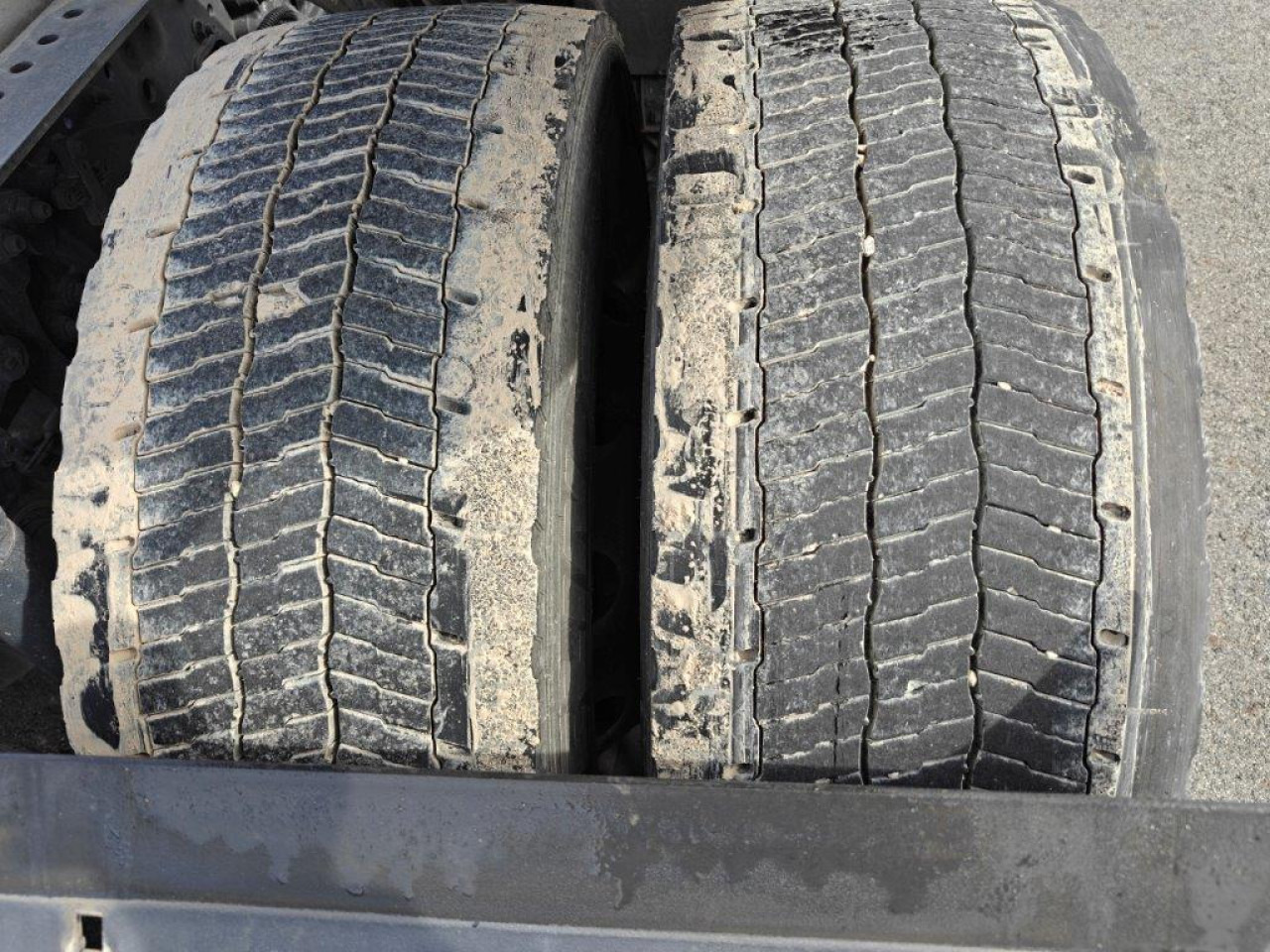 IVECO Stralis AS440S46T/PLNG Intarder Klima Luftfeder ZV - Tractor unit: picture 2 IVECO Stralis AS440S46T/PLNG Intarder Klima Luftfeder ZV - Tractor unit: picture 2