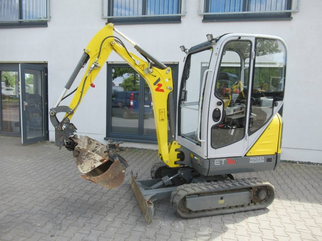 Neuson ET16 hydr.Schwenklöffel - Mini excavator: picture 1 Neuson ET16 hydr.Schwenklöffel - Mini excavator: picture 1