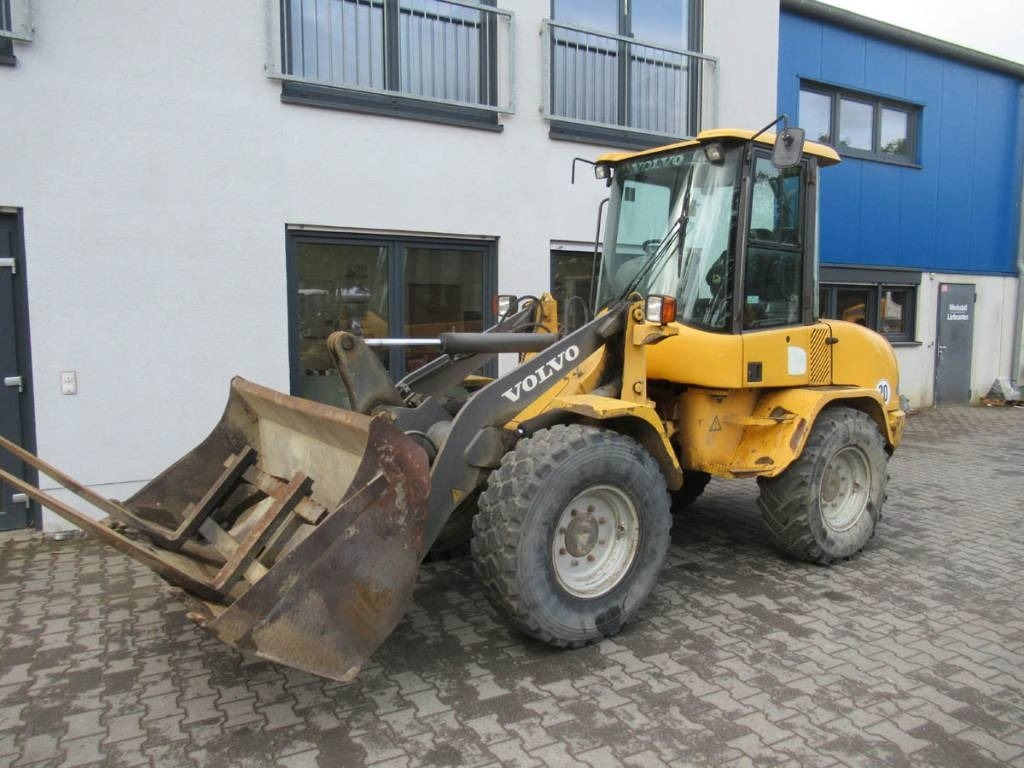 Volvo L 30 B - Wheel loader: picture 2 Volvo L 30 B - Wheel loader: picture 2